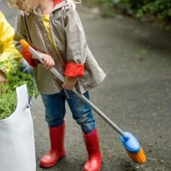 Fiskars Myfirst Kinder Tuingereedschap -Husqvarna || Gardena Verkoop 1001418 4 FISKARS20MYFIRST20KINDER20BEZEM