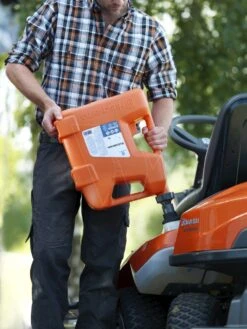Husqvarna Benzine Tank 15 L Met Autotuit -Husqvarna || Gardena Verkoop 580754501 4 Husqvarna20Brandstof20jerrycan201520Liter20met20vultit