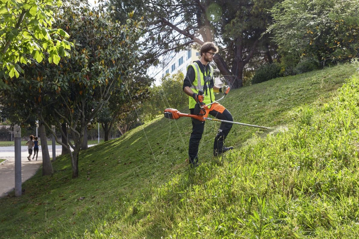 Husqvarna 540ixp + 2x Bli300 + Qc500 6 Husqvarna 540ixp + 2x Bli300 + Qc500 - Afbeelding 6