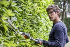 Husqvarna 520ihe3 Heggenschaar Actie -Husqvarna || Gardena Verkoop 967915813 5 Husqvarna20536LiHE320accu20stok20Heggenschaar 1