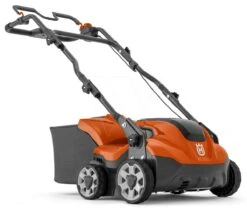 Husqvarna S138i Verticuteermachine Acite