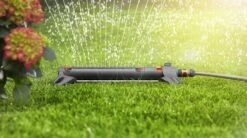 Gardena Aquazoom M Zwenksproeier -Husqvarna || Gardena Verkoop 967976701 3 GARDENA20AQUAZOOM20M20ZWENKSPROEIER