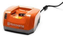 Husqvarna 550ibtx Blazer Met Accu Bli950 -Husqvarna || Gardena Verkoop 970449501 1 Husqvarna20QC50020snellader20Bli20accu20500watt